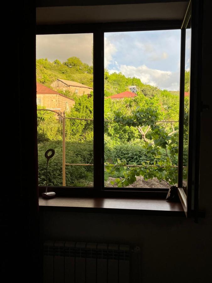 Guest House Saman Garni Εξωτερικό φωτογραφία