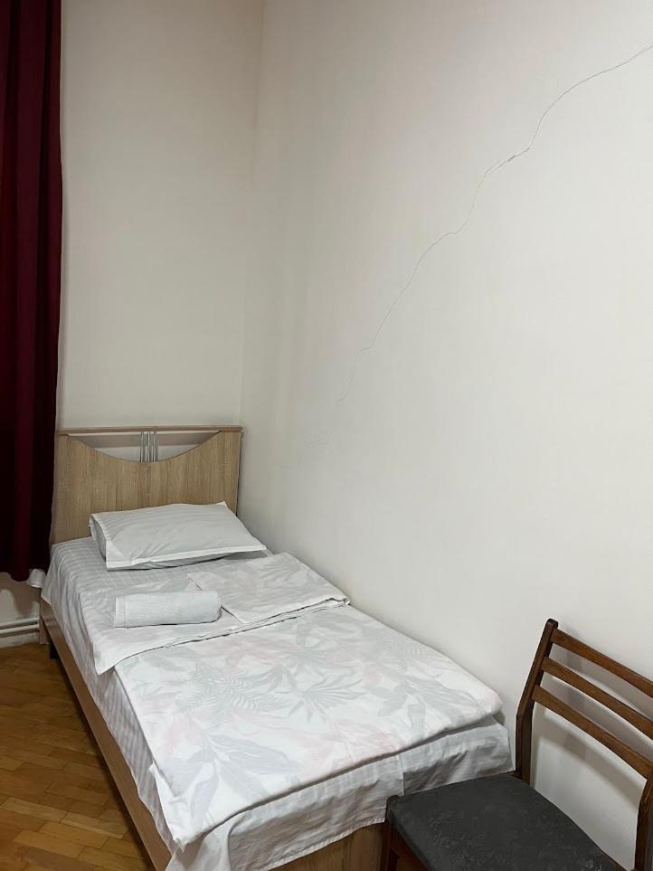 Guest House Saman Garni Εξωτερικό φωτογραφία