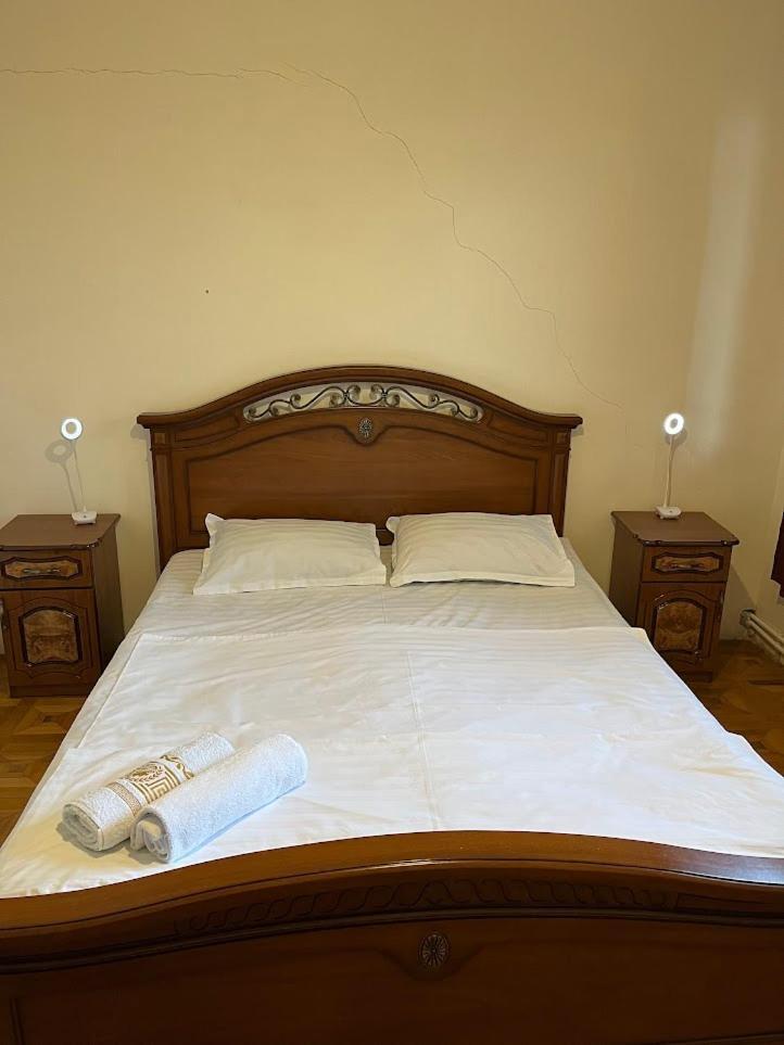 Guest House Saman Garni Εξωτερικό φωτογραφία